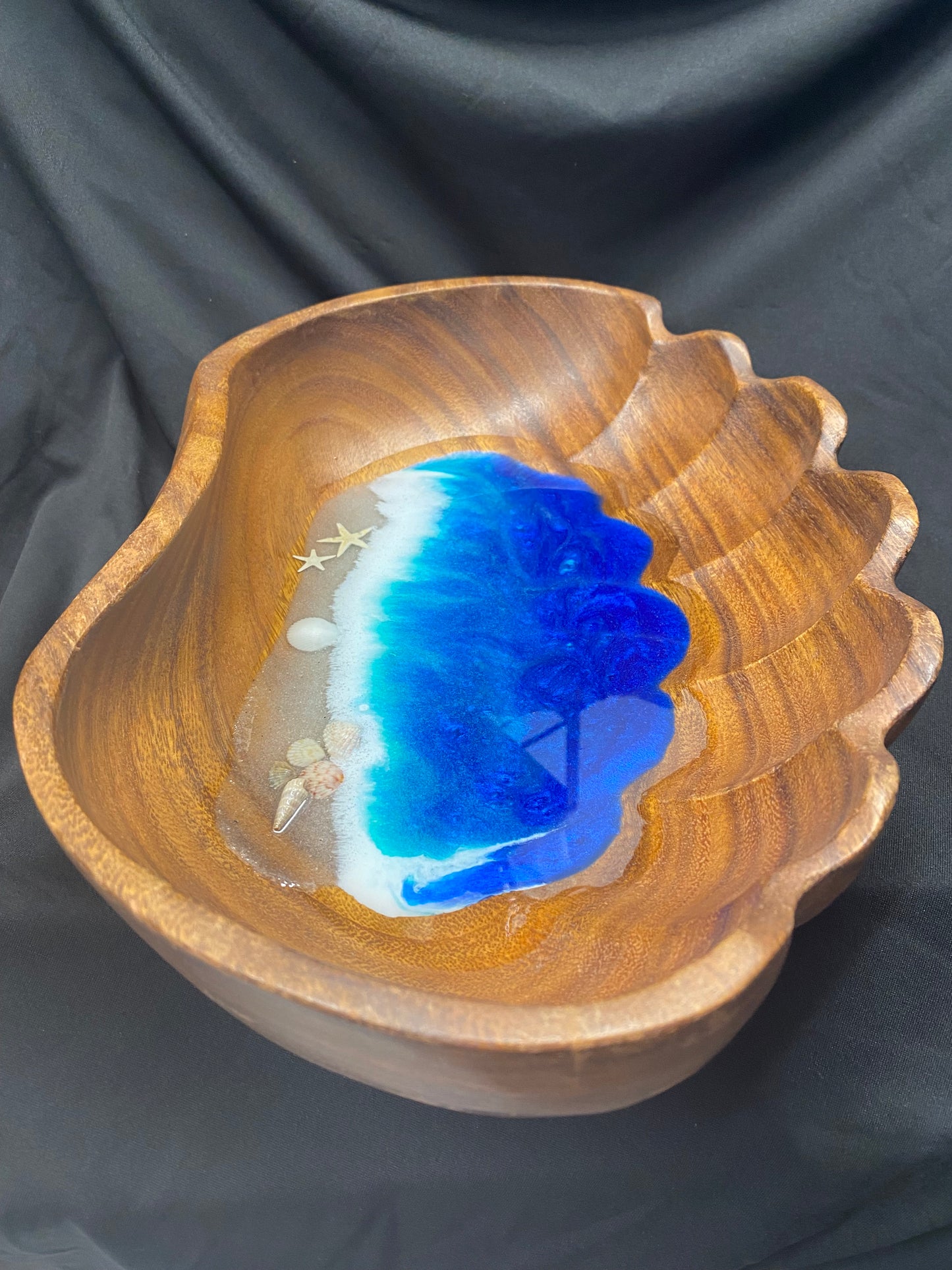 Large Wavy Edged Wooden Bowl