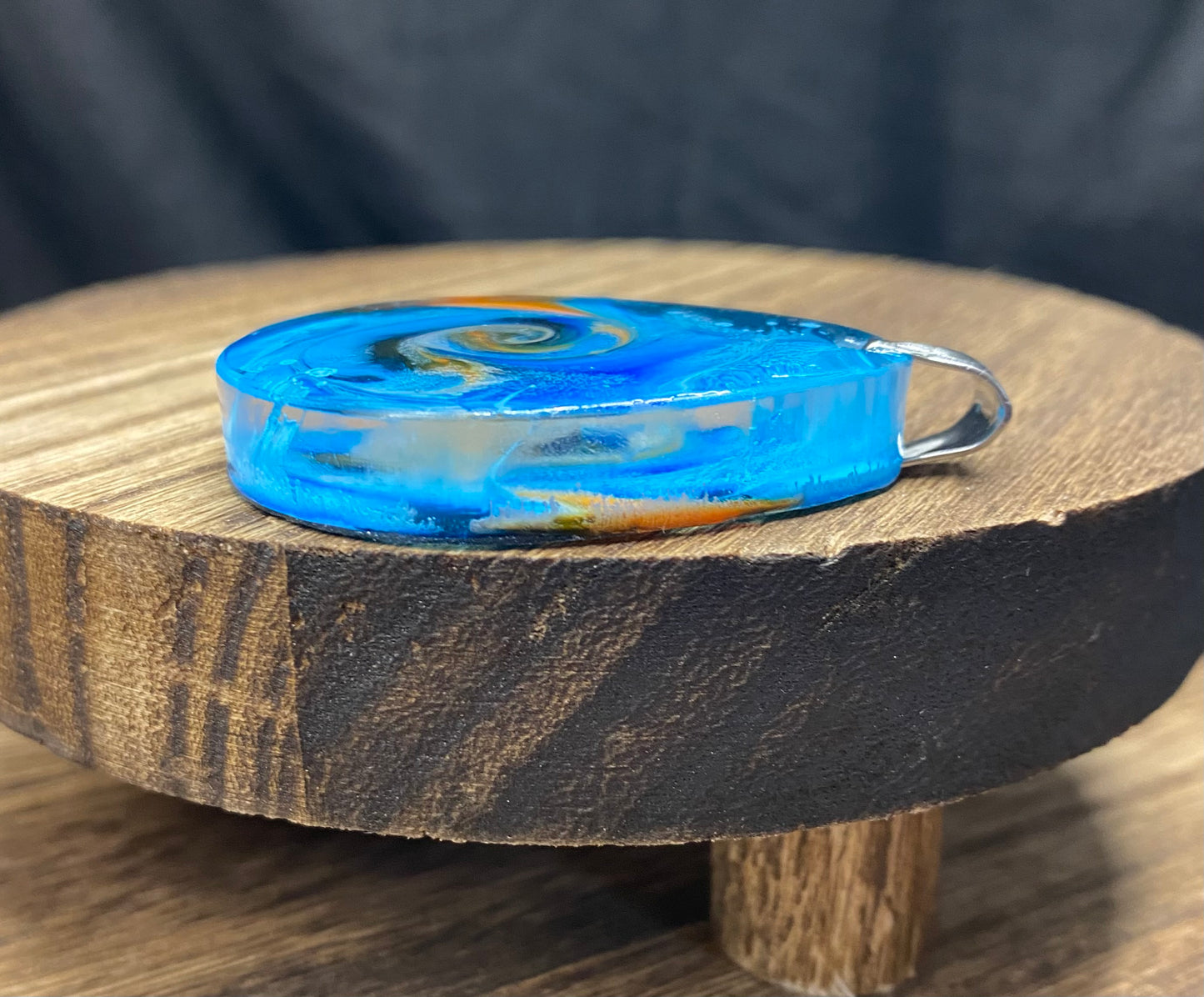 Petri Art Resin Jewelry Pendant