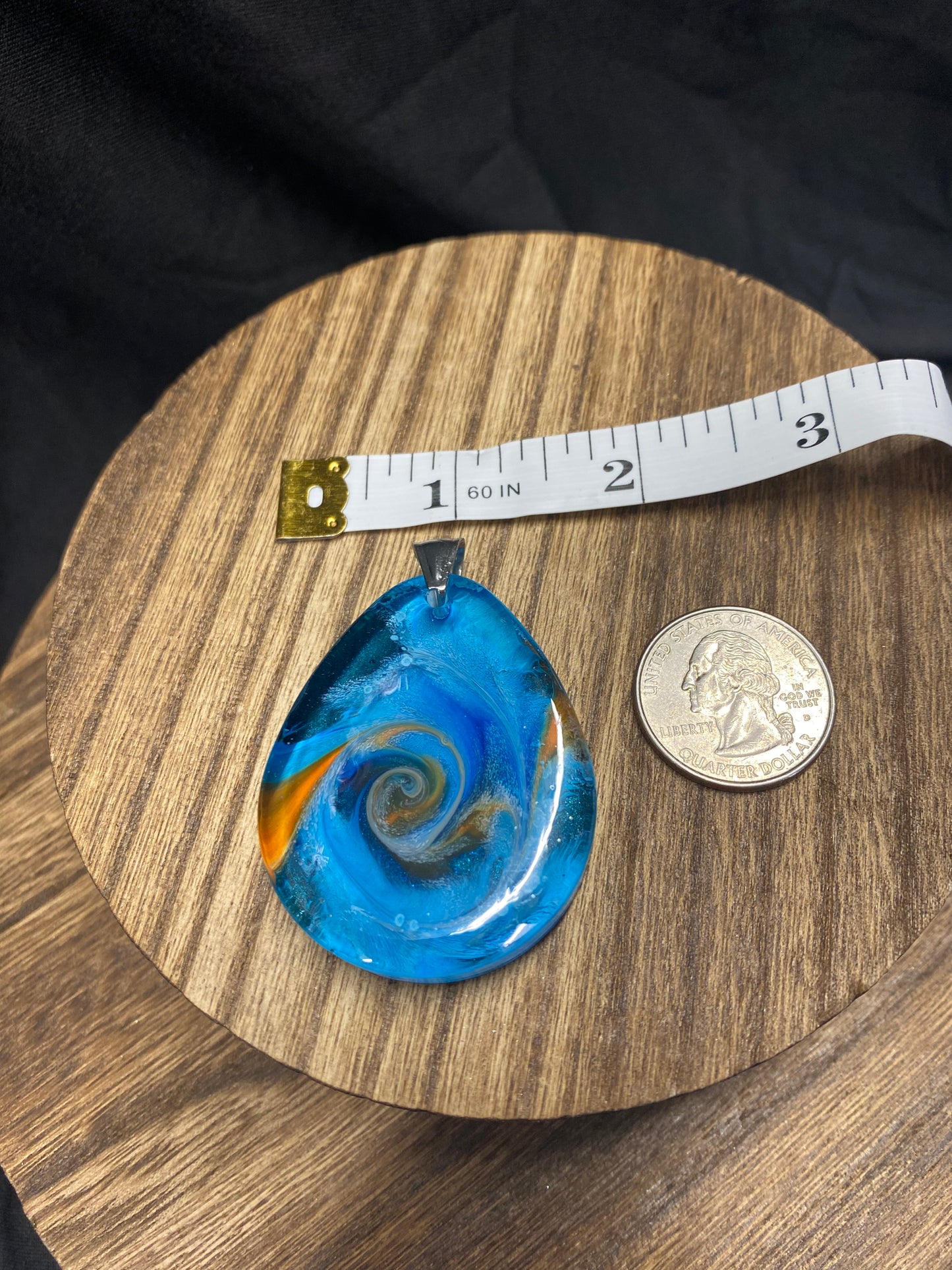 Petri Art Resin Jewelry Pendant