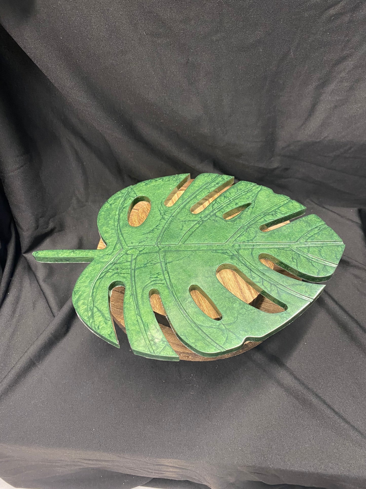 Green Monstera Leaf