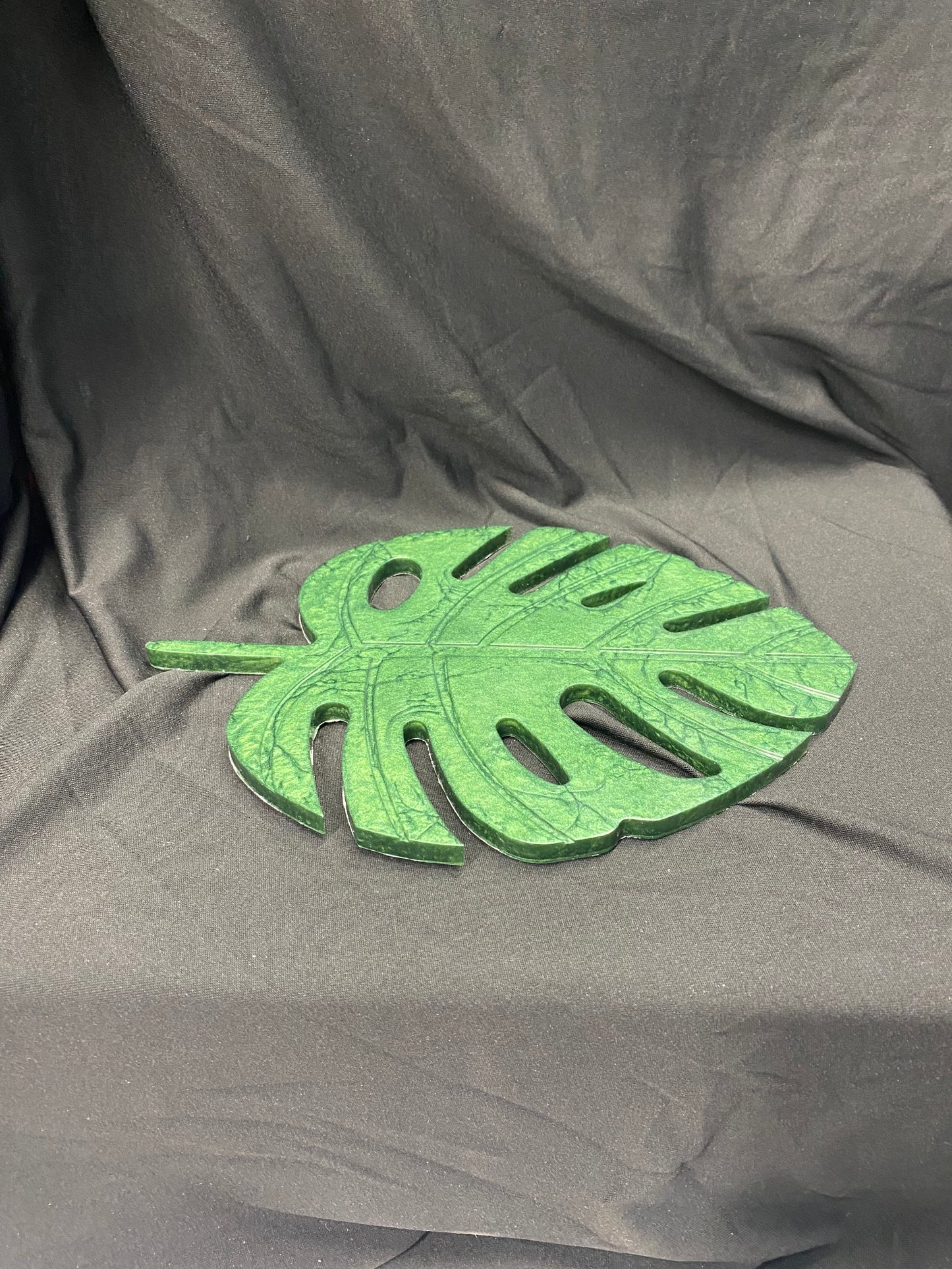 Green Monstera Leaf