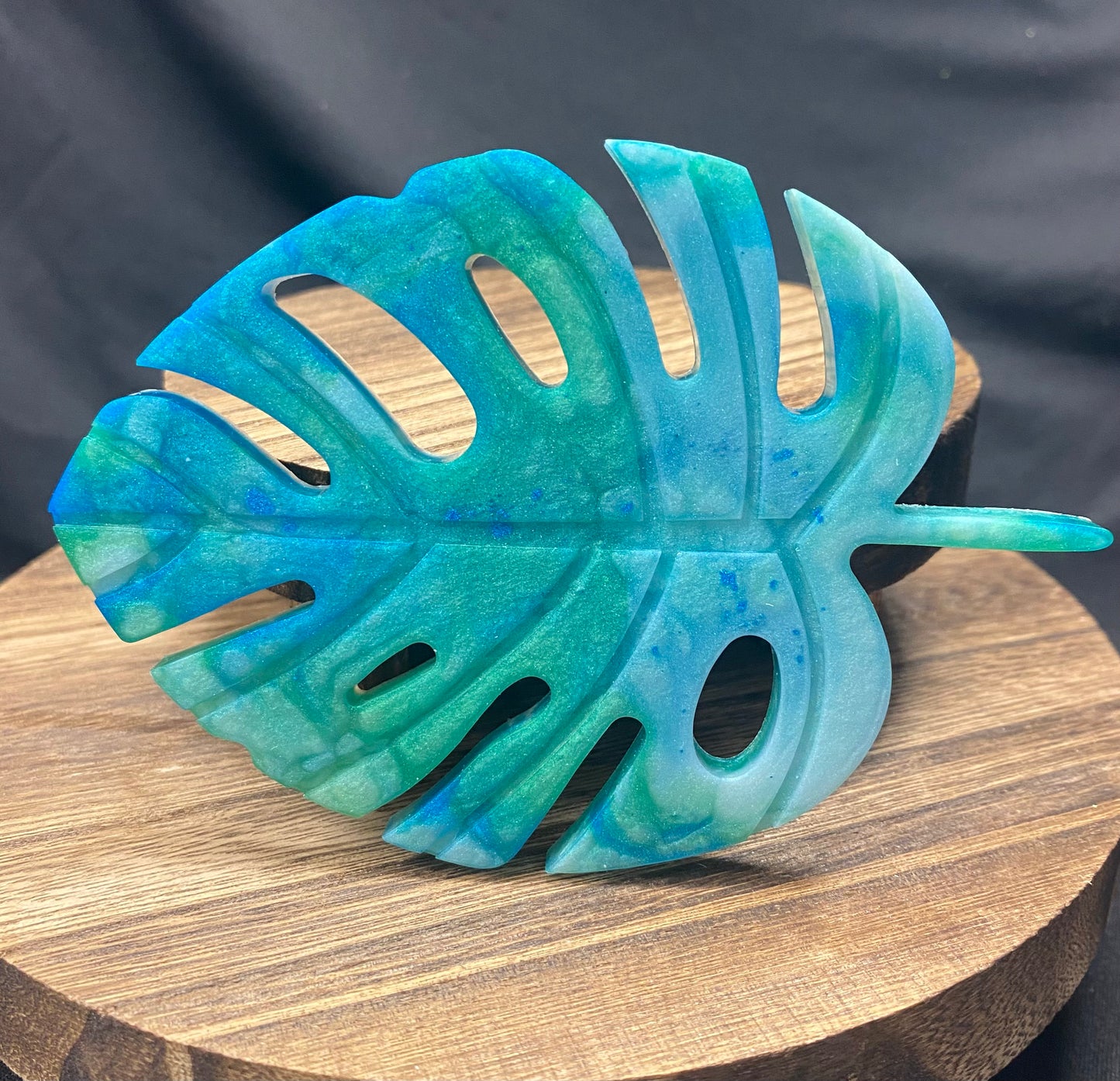 Monstera Leaf Decor Piece
