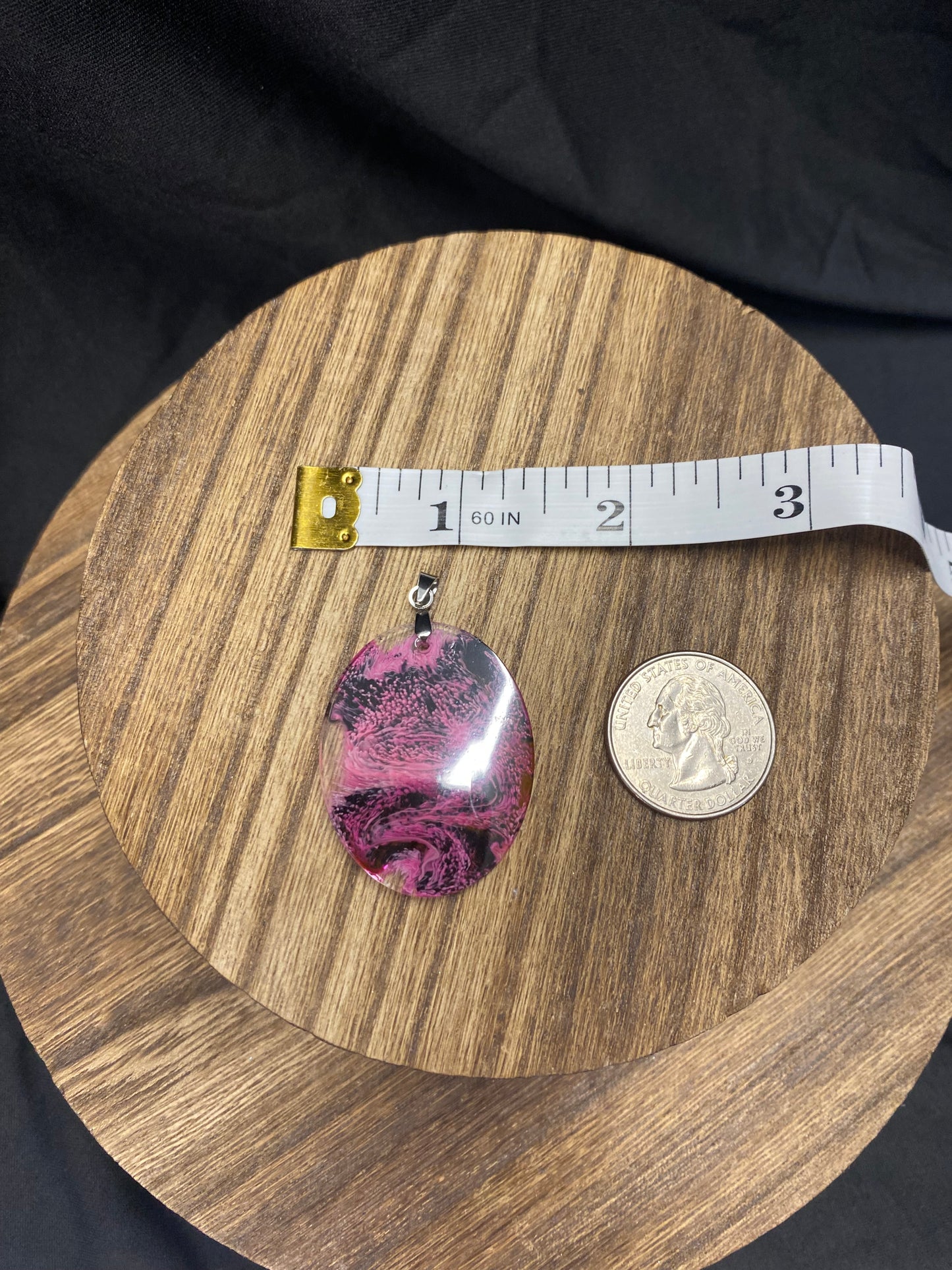 Petri Art Oval Jewelry Pendant