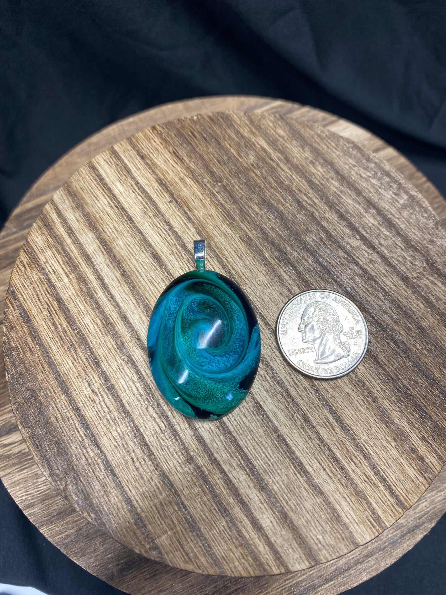 Petri Art Oval Pendant